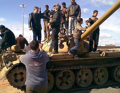 Miniatura: Libia ogłasza zawieszenie broni w Misracie
