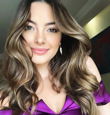 Demi-Leigh Nel-Peters 