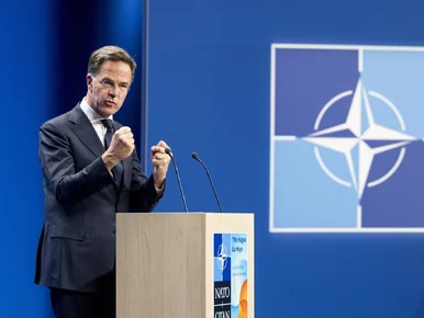 Miniatura: Szef NATO ostrzega. Atak Rosji nawet za...