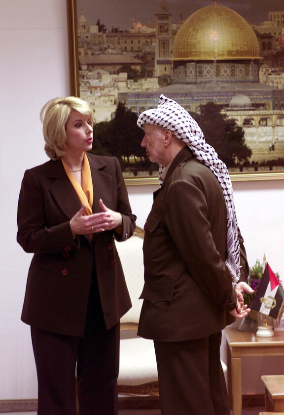 Rita Cosby i Jasir Arafat 