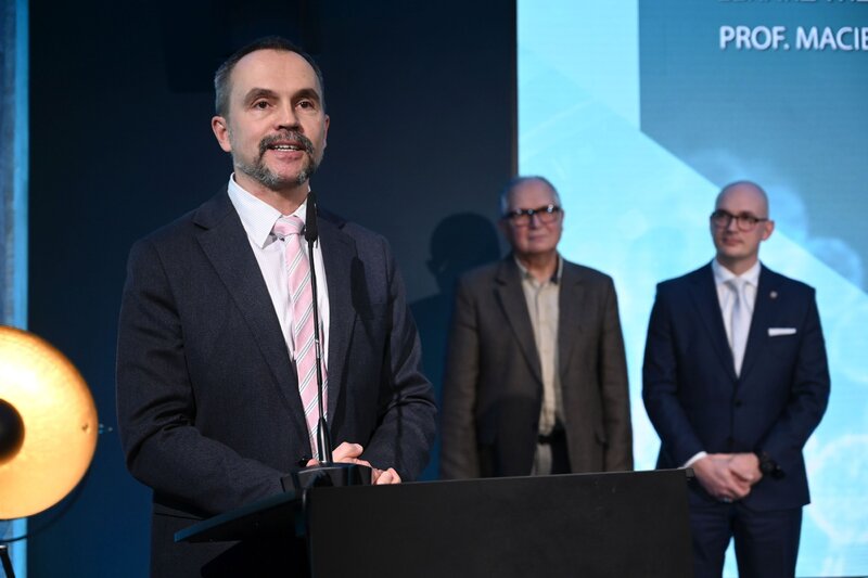 Prof. Maciej Kupczyk