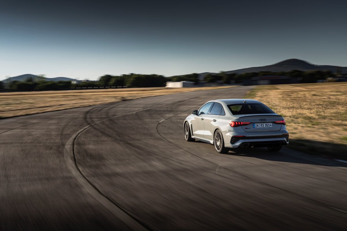 Audi RS 3 Performance Edition 