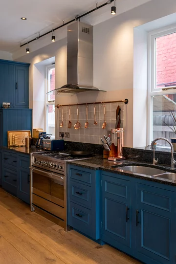 Wnętrza w wakacyjnym klimacie, projekt Red Deer downloadfor.press, Red Deer