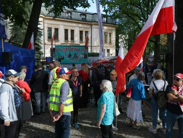 Miasteczko namiotowe przed Trybunałem Konstytucyjnym 