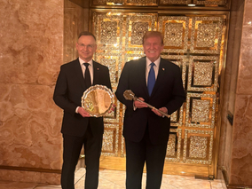 Miniatura: Co sztab Trumpa napisał po spotkaniu z...