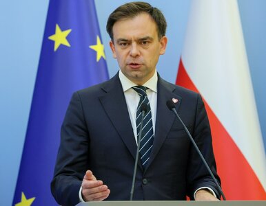 Miniatura: Minister usłyszał pytanie o sztandarową...