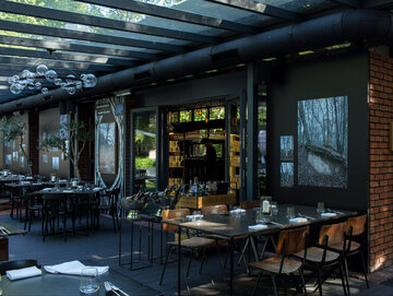 Restauracja Klonn w&nbsp;Warszawie, projekt Nizio Design