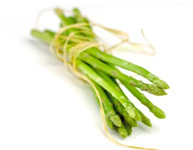 Miniatura: Brytyjka odczytuje przyszłość... w szparagach