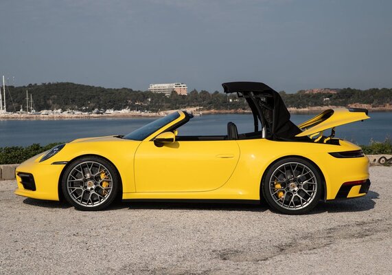 Miniatura: Porsche 911 Carrera S Cabriolet