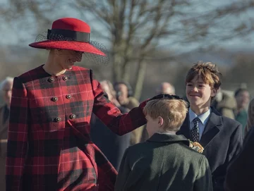 Elizabeth Debicki jako księżna Diana na planie 5. sezonu „The Crown” 