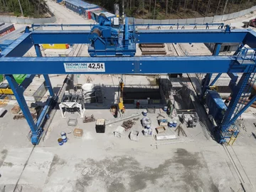 Prace na terenie budowy tunelu pod Świną 