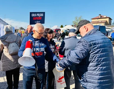 Miniatura: Senator zaatakowany na targowisku. W ruch...