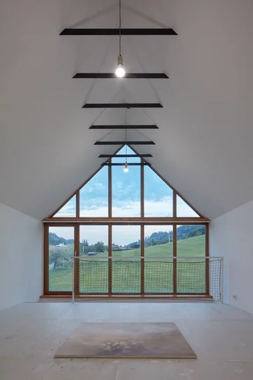 Nowoczesna stodoła – pomysł na rodzinny dom Linka, stodoła, fotograf