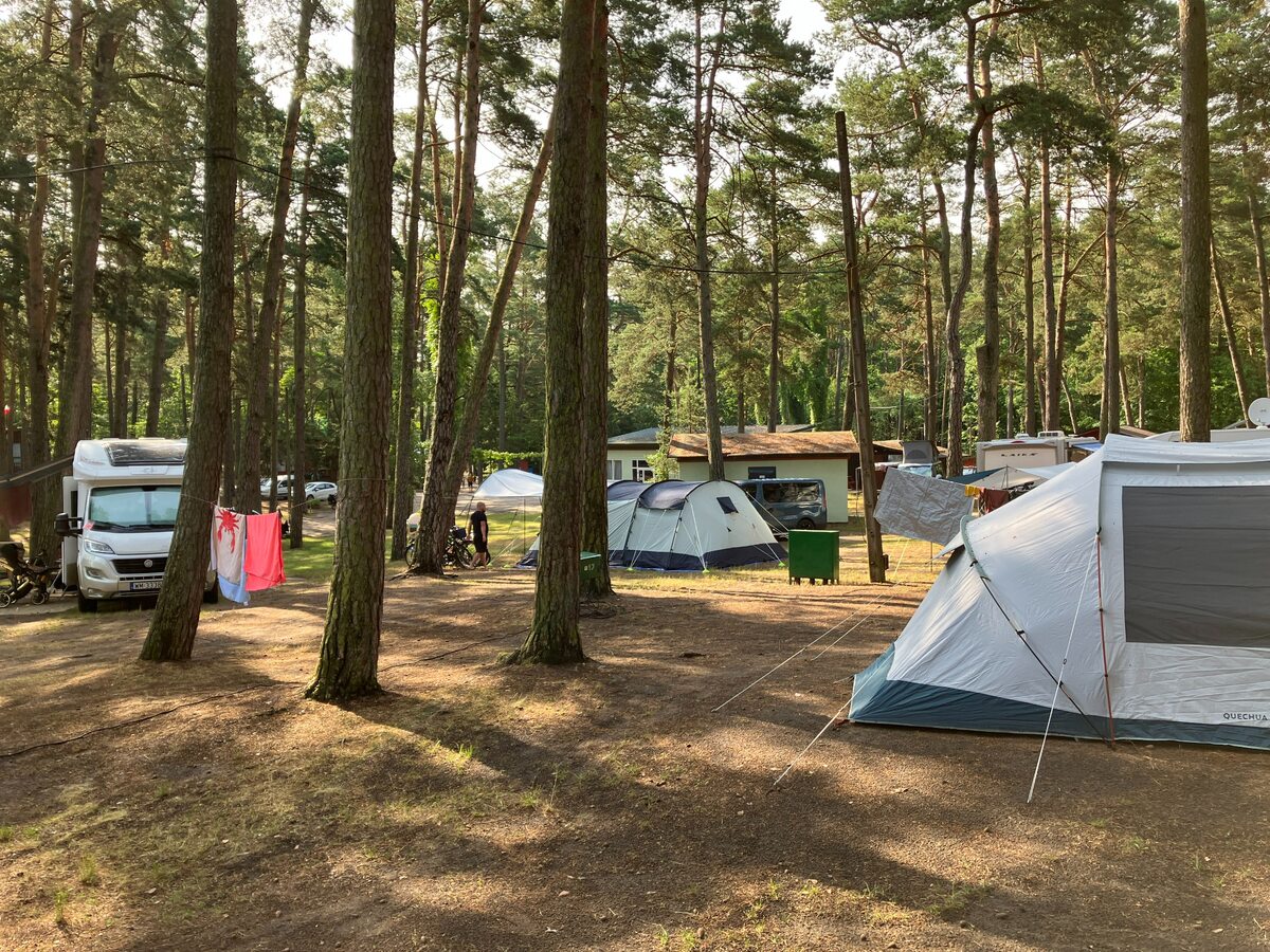Wakacje pod namiotem (kamping) 