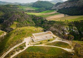 Miniatura: Zorganizują festiwal w wiekowej świątyni....