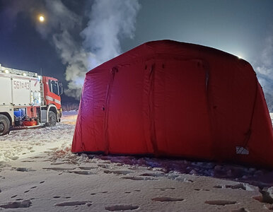 Miniatura: Nocne wykolejenie pociągu towarowego na...