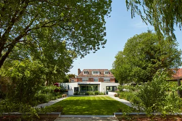 Minimalistyczne wnętrza z retro akcentami, projekt XUL Architecture downloadfor.press. xul