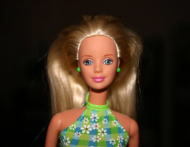 Miniatura: FBI ostrzega przed lalką Barbie