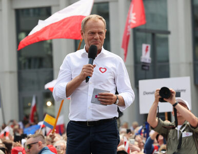 Donald Tusk dystansuje Jarosława Kaczyńskiego i goni Mateusza...