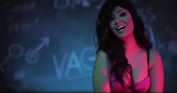 Kadr z teledysku Shymy 