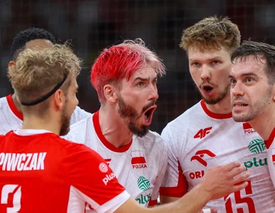 Miniatura: Reprezentacja Polski siatkarzy wygrała...