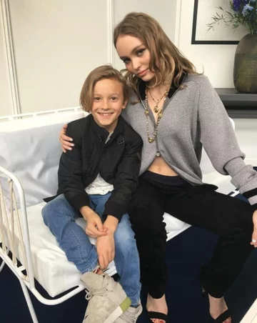 Lily-Rose Depp 