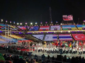 Defilada sportowców na zakończenie igrzysk 