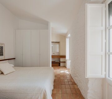 Remont domu rybaka w Hiszpanii, projekt Bea Portabella + Jordi Pagès 