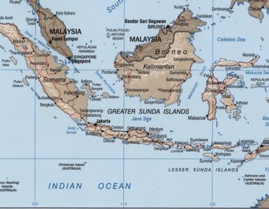 Miniatura: Tragedia w Indonezji: prom zatonął, 25...