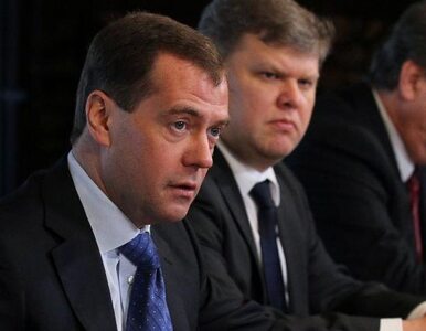 Miniatura: Miedwiediew pomoże opozycji wejść do...