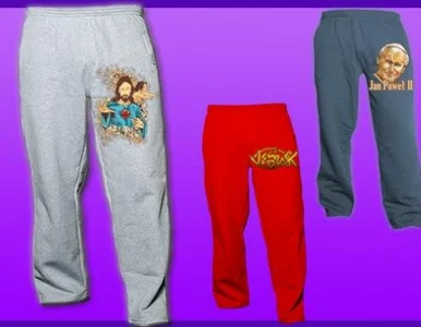 Miniatura: "Jezu, ufam Tobie" na spodniach dresowych?...