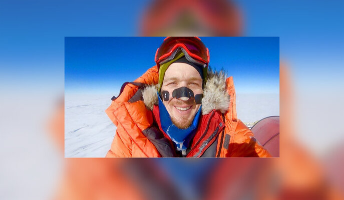 Miniatura: Jako pierwszy na świecie samotnie i bez...