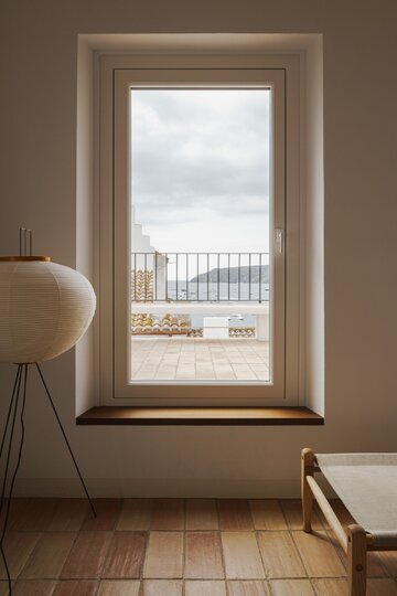 Remont domu rybaka w Hiszpanii, projekt Bea Portabella + Jordi Pagès 