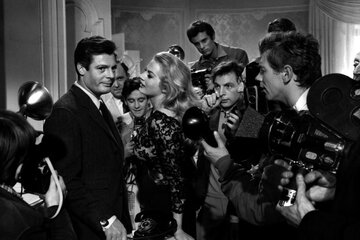 Kadr z&nbsp;filmu &bdquo;Słodkie życie&rdquo; / &bdquo;La Dolce Vita&rdquo; (1960)