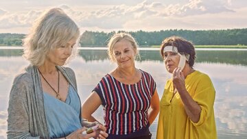 Kadr z&nbsp;filmu &bdquo;Jezioro słone&rdquo;