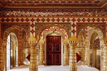 Wnętrza apartamentu pałacu w Jaipur. Do wynajęcia na Airbnb 