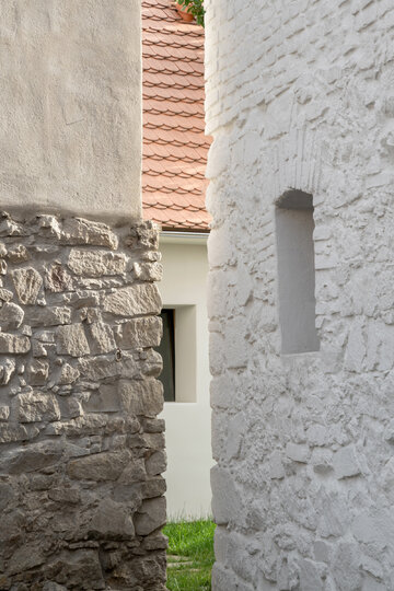 Nowoczesne mieszkanie w&nbsp;starym domu, projekt Atelier 111