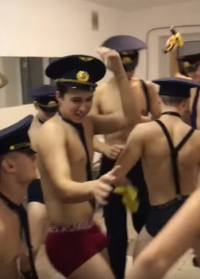 Miniatura: Zdjęcia z nagrania studentów UIGA