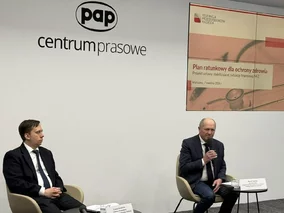 Miniatura: NFZ na&nbsp;skraju wydolności. Nowa ustawa...