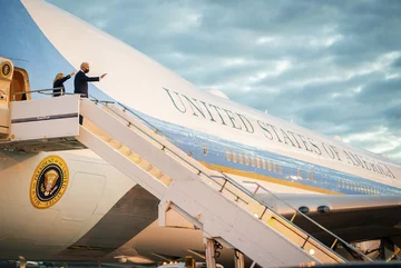 Joe i Jill Bidenowie w Wielkiej Brytanii 
