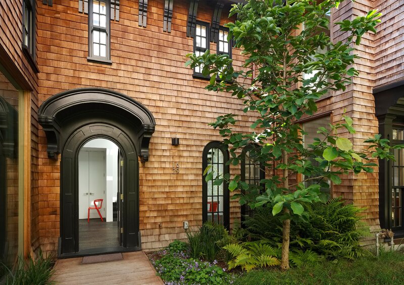 Rewitalizacja domu z&nbsp;1917 roku &ndash; precyzyjne połączenie konserwacji zabytku z&nbsp;nowoczesną, otwartą przestrzenią życia