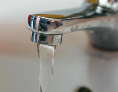 Miniatura: Ambasada Rosji w Irlandii bez ciepłej wody...