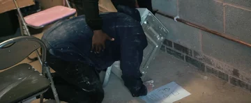 22-letni Jay Swingler pochwalił się swoim "osiągnięciem" tworząc filmik i umieszczając go na YouTube 