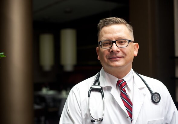 Miniatura: Nie wystarczy obniżyć cholesterol. Prof....
