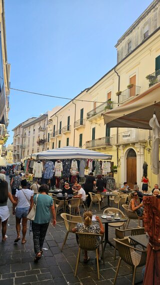 Ortona, Abruzja, targ miejski, mercato