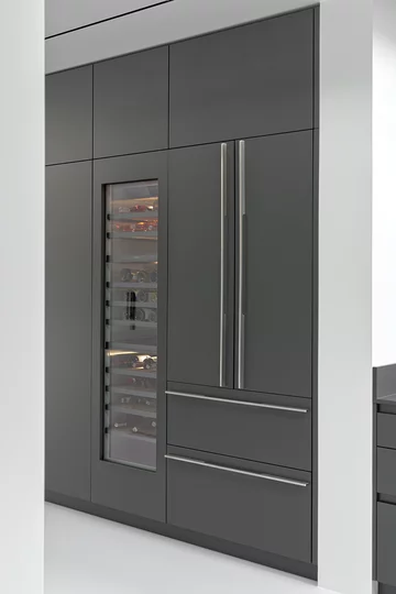 Ciemna kuchnia marki ZAJC, dom w Gdyni 