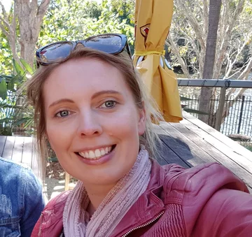 Renee Claire Hargraves 