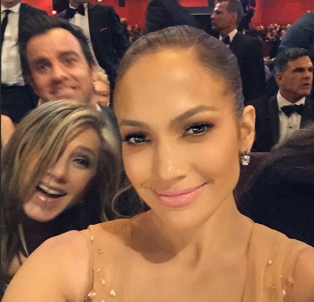 JLo: Photo bombed by my favorite couple Jennifer and Justin #Oscars fot. https://instagram.com/jlo/