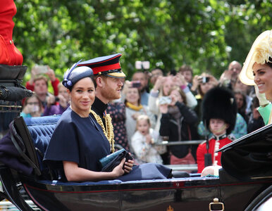 Miniatura: To zestawienie zaboli Meghan Markle....