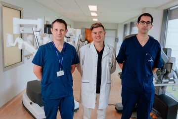 Zesp&oacute;ł dr n. med. Pawła Salwy